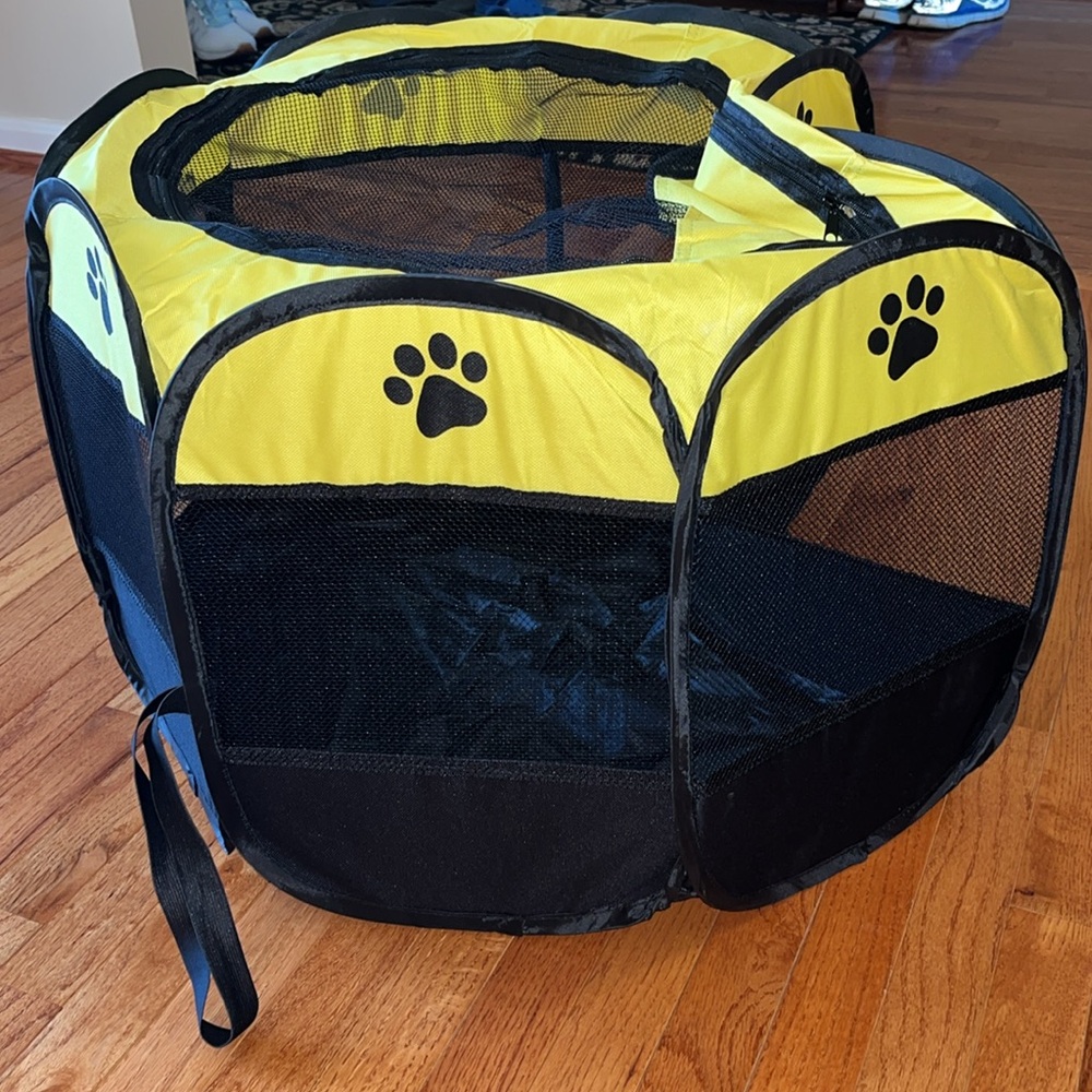 Pet Tent - Picture 4 of 7